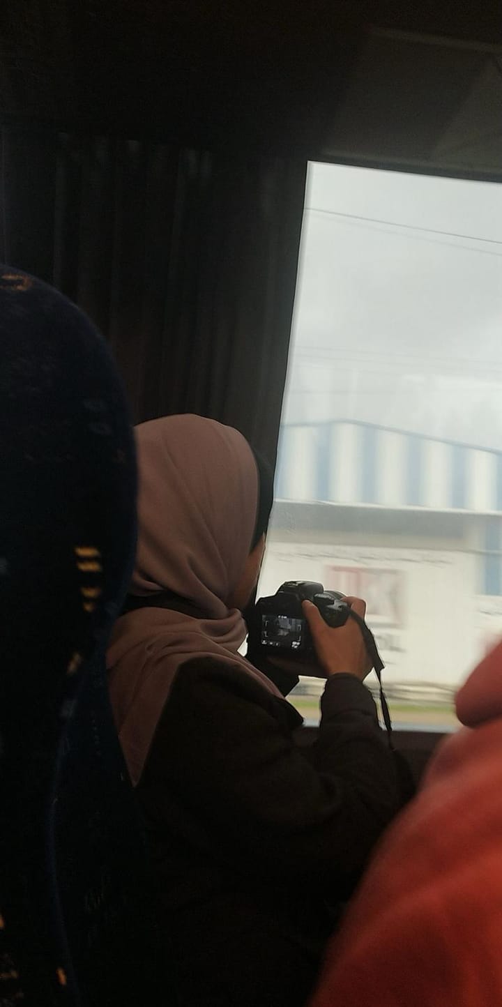 فاطِم التي يحبها الكثيرون، من غنت بصوت أسمهان، وكتبت ما تصوره وصورت ما كتبته.